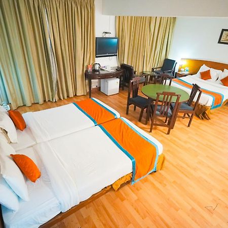 Ramee Guestline Tirupati Hotel Kültér fotó
