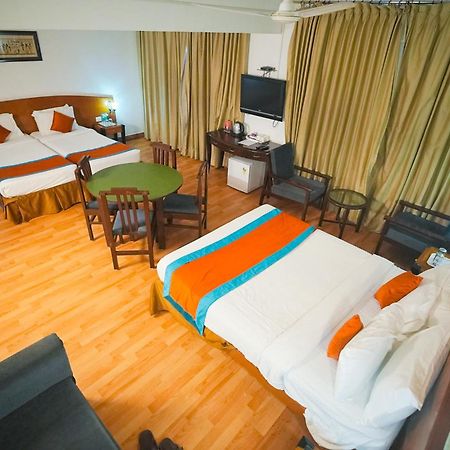 Ramee Guestline Tirupati Hotel Kültér fotó