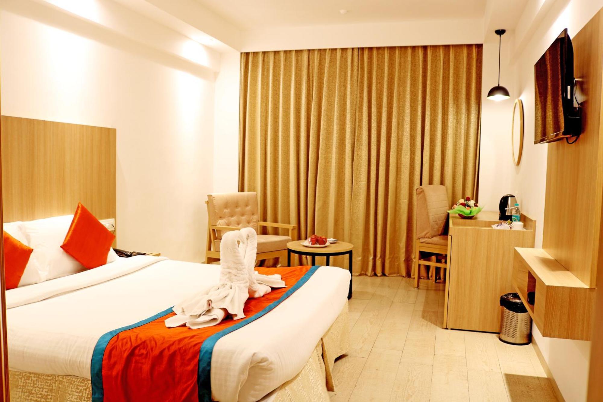 Ramee Guestline Tirupati Hotel Kültér fotó