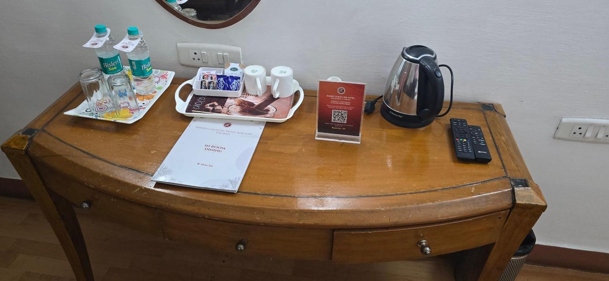 Ramee Guestline Tirupati Hotel Kültér fotó