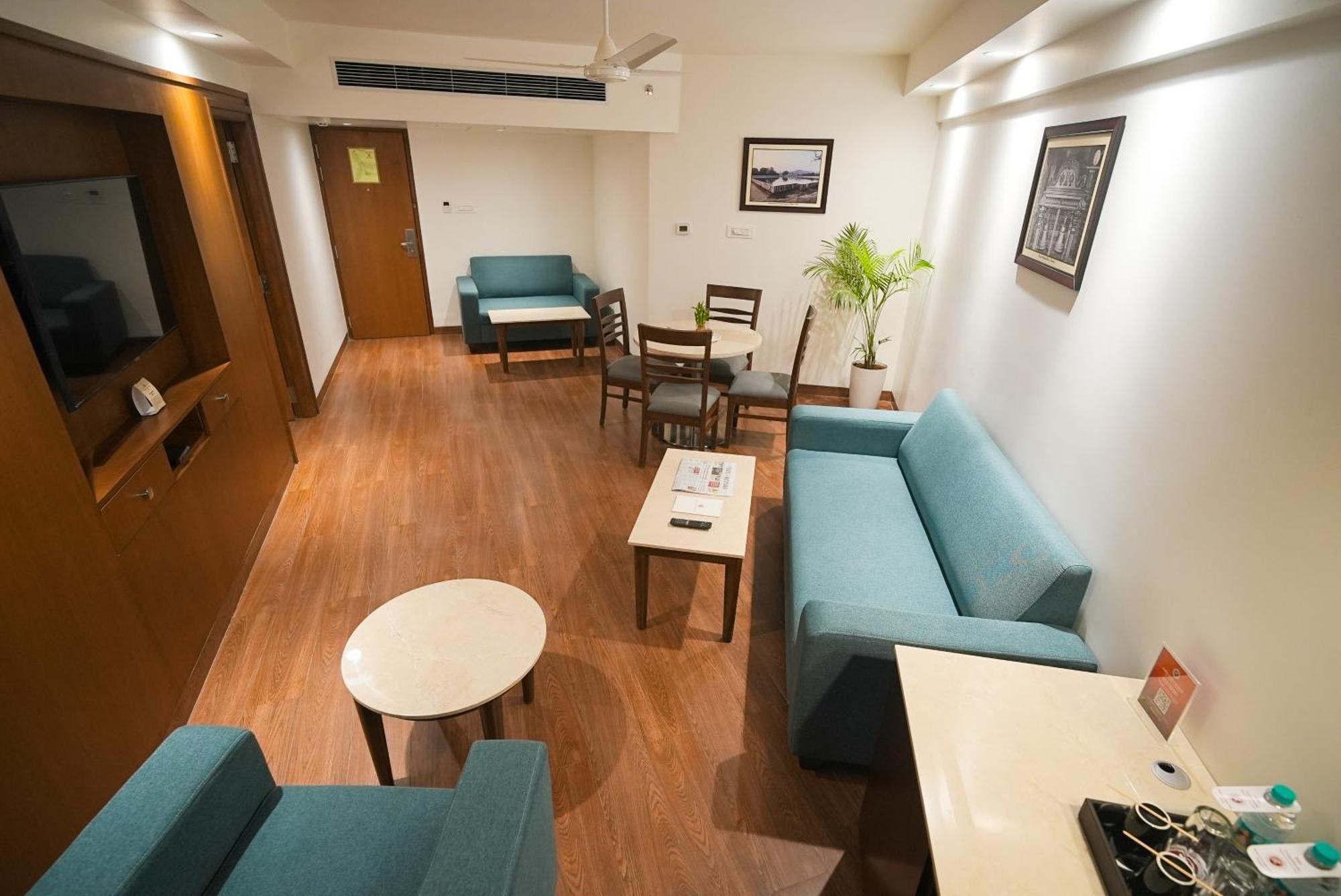 Ramee Guestline Tirupati Hotel Kültér fotó