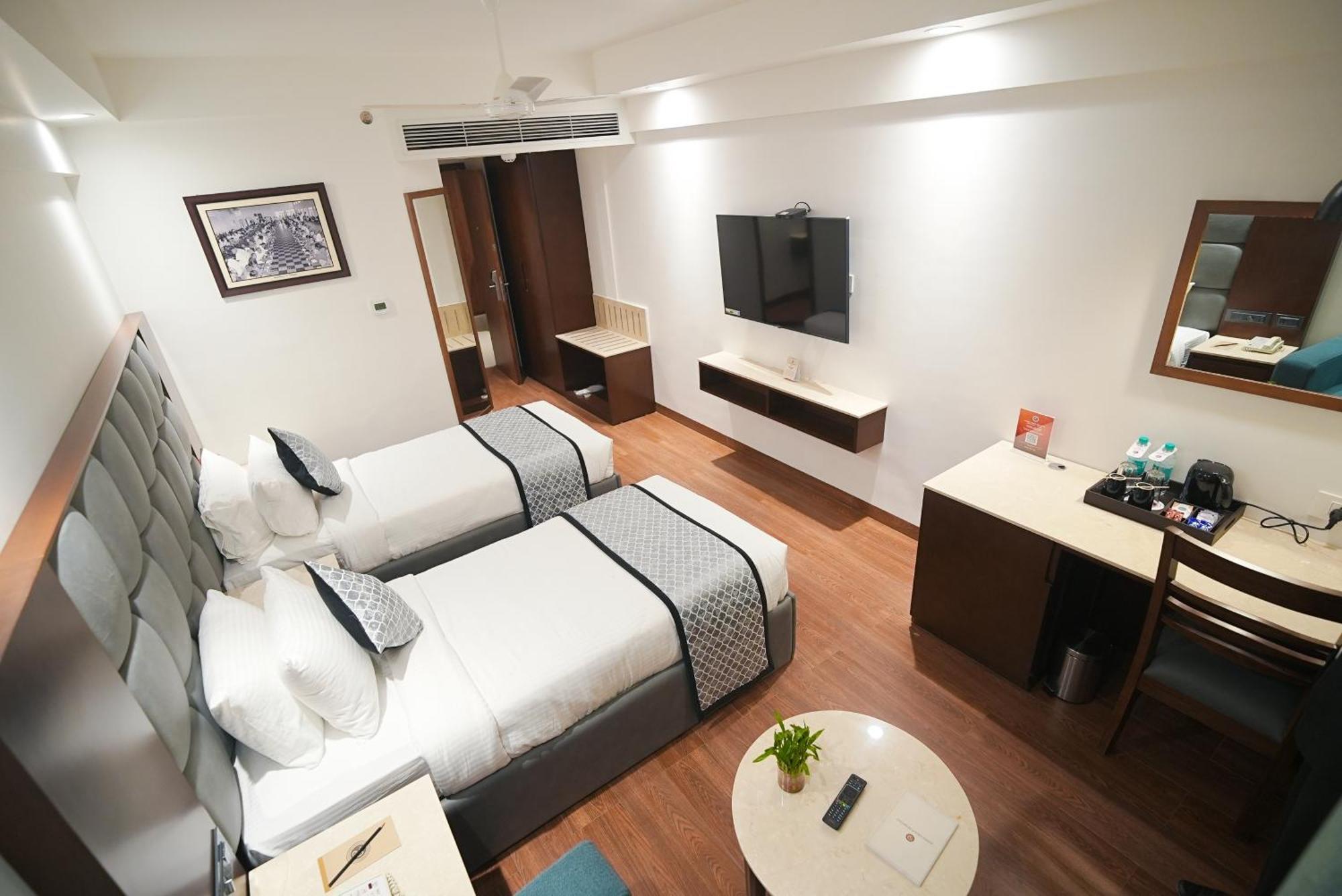 Ramee Guestline Tirupati Hotel Kültér fotó