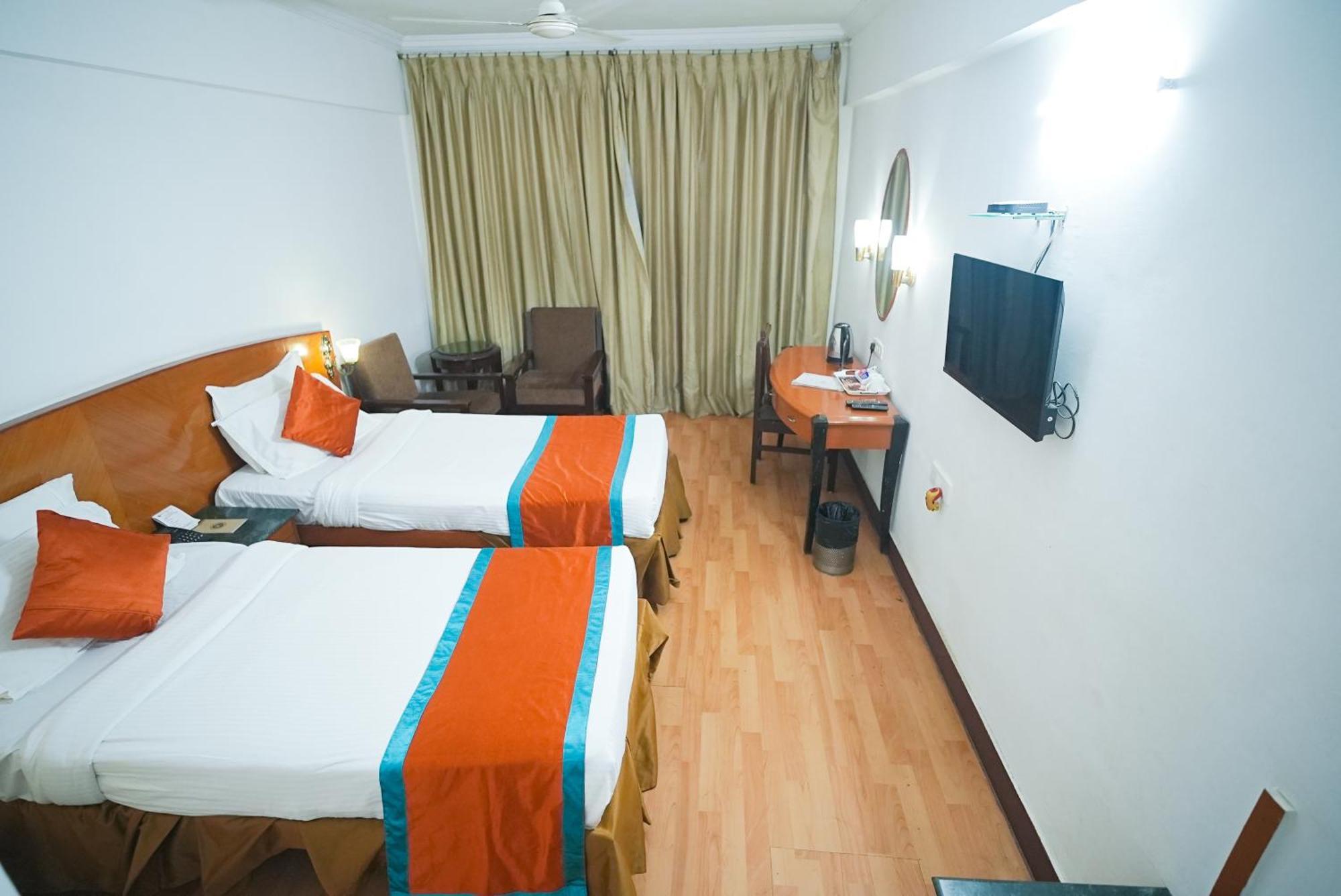 Ramee Guestline Tirupati Hotel Kültér fotó